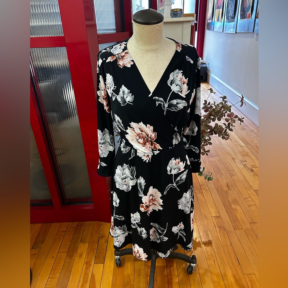 White House Black Market Reversible Dress